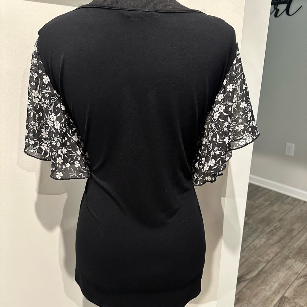 Bloomchic Flutter Sleeve Top - image 2